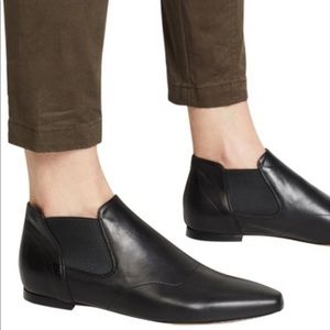 BNIB - Vince Camrose Black Leather